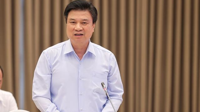Thứ trưởng Bộ GD&ĐT Nguyễn Hữu Độ cho biết, Sau khi xác minh, Phòng GD&ĐT đã kết luận là không có việc một số trường ở Hà Nội ép học sinh lớp 9 thành tích kém phải chuyển trường hoặc không đăng ký thi vào lớp 10.