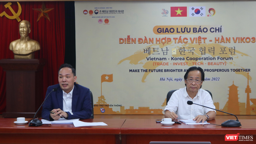Ban Tổ chức chia sẻ về Diễn đàn VIKO30 - Ảnh: Kiên Nguyễn.