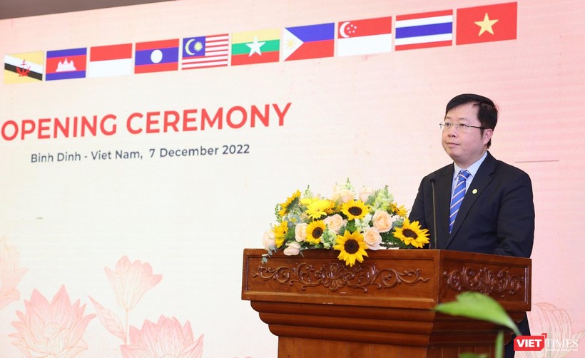 Thứ trưởng Nguyễn Thanh Lâm cho rằng Bưu chính cần trở thành ngành dịch vụ để nâng cao chất lượng cuộc sống người dân.