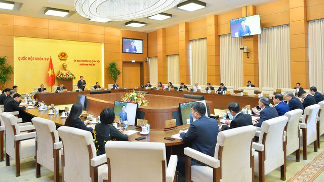 Trong hai ngày 10 và 11/4, Uỷ ban Thường vụ Quốc hội họp phiên thứ 22.