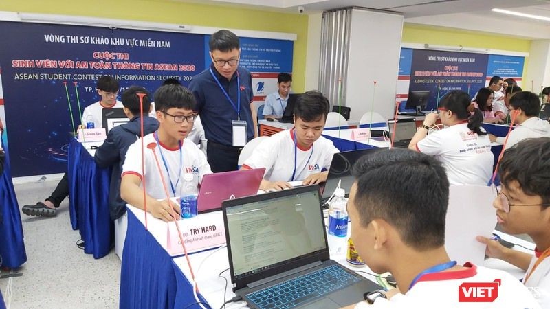 Năm 2023 ghi nhận số lượng đội thi và thí sinh dự thi Sinh viên với An toàn thông tin ASEAN 2023 lớn nhất trong những năm vừa qua. Ảnh: Sinh viên tham dự cuộc thi năm 2022 - VNISA.