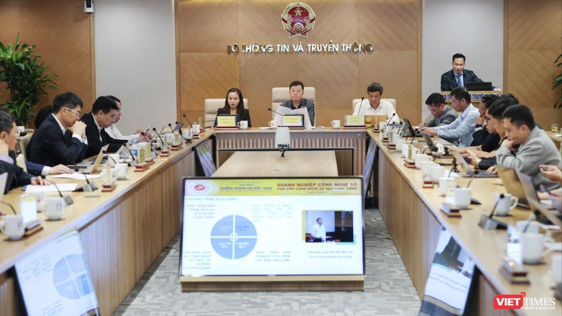 Bộ Thông tin và Truyền thông công bố về Diễn đàn quốc gia về phát triển doanh nghiệp công nghệ số Việt Nam lần thứ V với chủ đề “Doanh nghiệp công nghệ số - Phổ cập công nghệ số vào cuộc sống”.