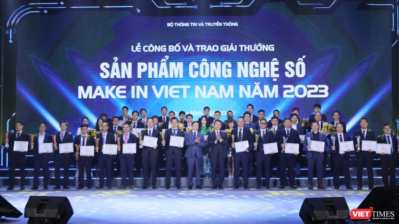 Sự kiện nhằm tôn vinh các doanh nghiệp, tổ chức Việt Nam có sản phẩm, giải pháp và dịch vụ công nghệ số xuất sắc giải, các bài toán của Việt Nam và thế giới.