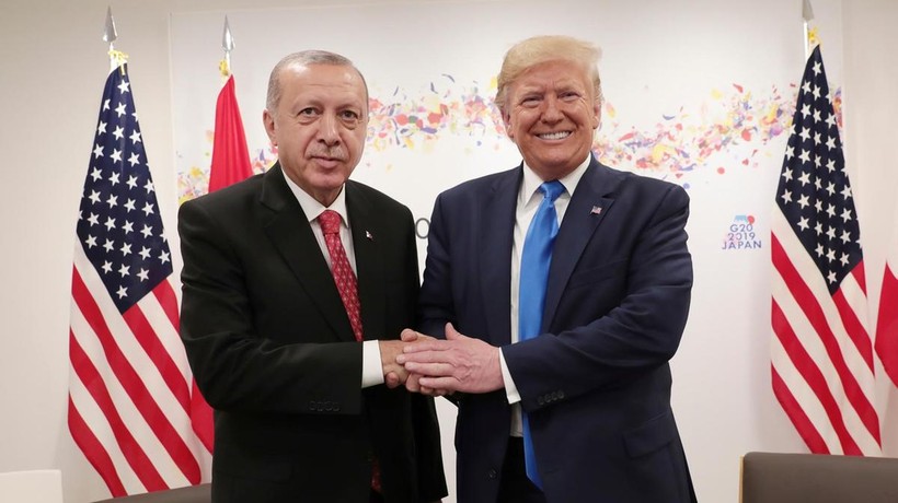 Tổng thống Trump và người đồng cấp Thổ Nhĩ Kỳ Erdogan tại Hội nghị thượng đỉnh G20 vừa qua (Ảnh: The National)
