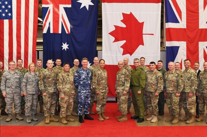 Các quan chức quân đội của liên minh Five Eyes tham dự Hội nghị Bộ tư lệnh không gian năm 2019 (Ảnh: Handout)