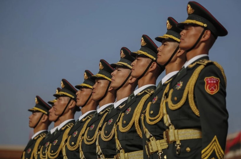 Trung Quốc đặt mục tiêu xây dựng lực lượng quân đội hiện đại sánh ngang Mỹ vào năm 2027 (Ảnh: EPA)