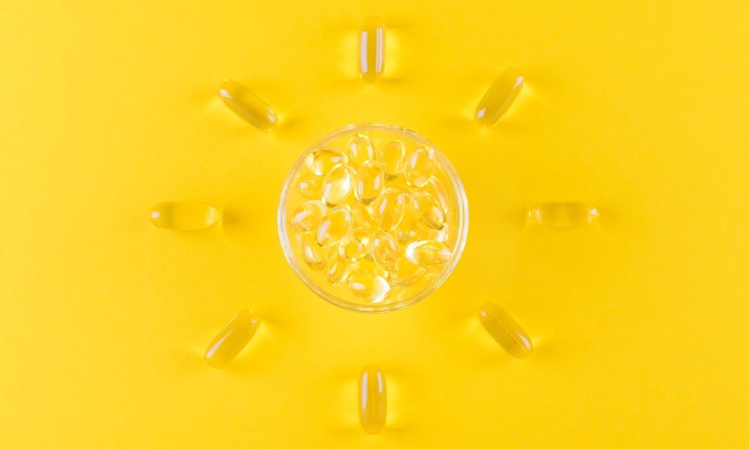 Tác dụng của vitamin D trong điều trị COVID-19 vẫn đang gây tranh cãi (Ảnh: The Guardian)