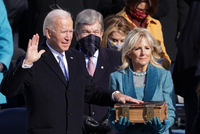 Ông Joe Biden tuyên thệ nhậm chức Tổng thống Mỹ vào trưa ngày 20/1 giờ địa phương (Ảnh: CNN)