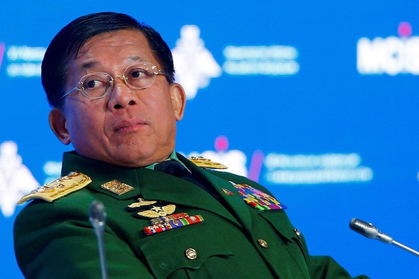 Tổng tư lệnh quân đội Myanmar Min Aung Hliang (Ảnh: AFP)