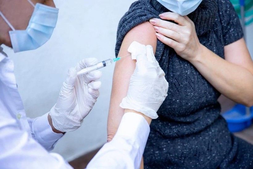 Vaccine ReCov của Jiangsu Rec-Biotechnology đã được tiêm thử nghiệm cho 25 người (Ảnh: Shutterstock)