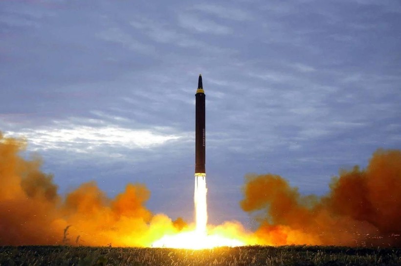 Chương trình tên lửa Triều Tiên là động lực chính khiến Hàn Quốc tăng cường sức mạnh tên lửa (Ảnh: AP)