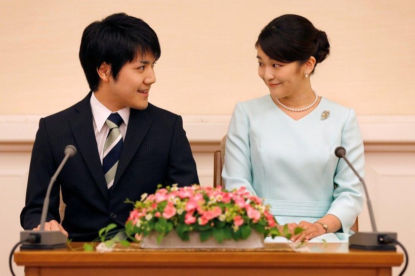 Công chúa Nhật Bản Mako và vị hôn phu thường dân (Ảnh: Reuters)