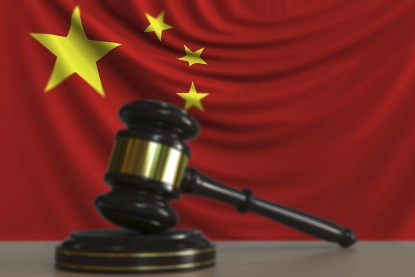 Giới công tố viên Trung Quốc đã vận dụng công nghệ AI từ năm 2016 (Ảnh: Shutterstock)