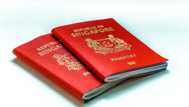 Hộ chiếu Singapore xếp vị trí số 1 trong bảng xếp hạng hộ chiếu quyền lực năm nay (Ảnh: CNBC)