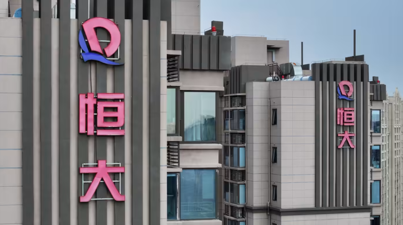 Cổ phiếu của Evergrande được nối lại giao dịch tại Hong Kong vào ngày 28/8 sau hơn 17 tháng tạm ngừng (Ảnh: Getty)