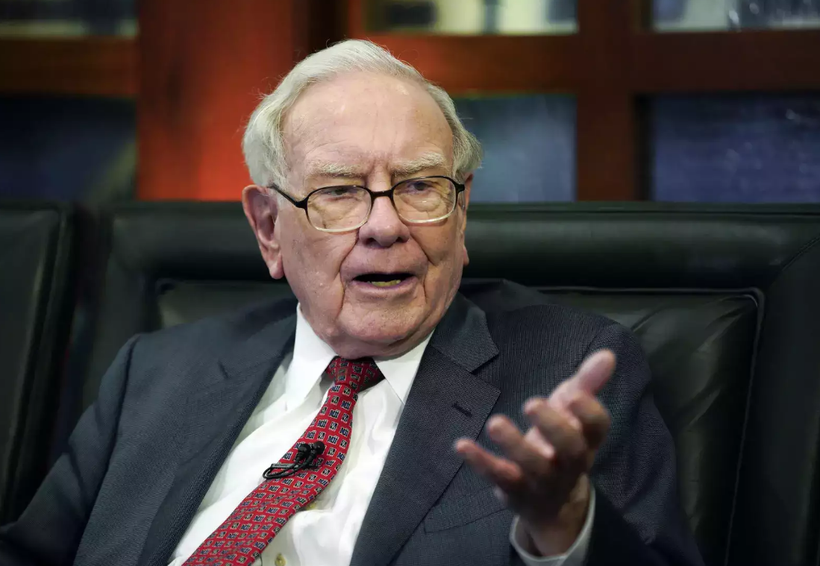 Tỉ phú Warren Buffett từng tuyên bố tiền bạc không có ích gì với ông (Ảnh: Times of India)