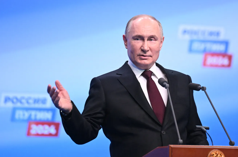 Tổng thống Nga Vladimir Putin có bài phát biểu sau cuộc bầu cử (Ảnh: Getty)