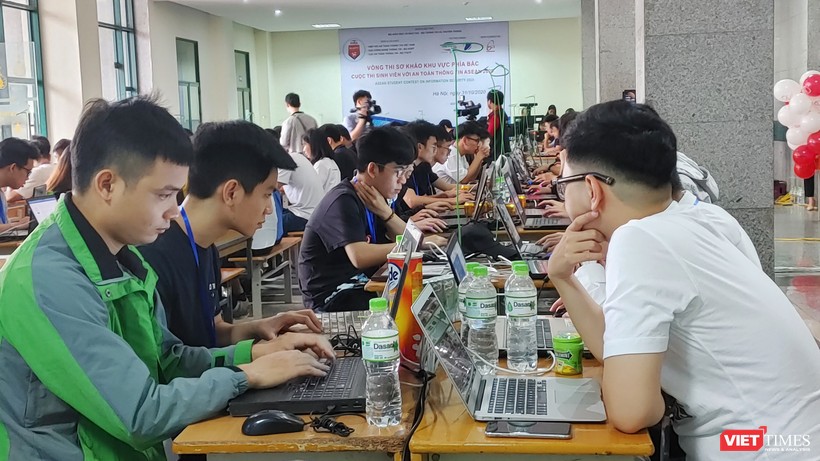 Vòng Sơ khảo đã kết thúc với 10 đội Việt Nam bước vào Chung khảo.