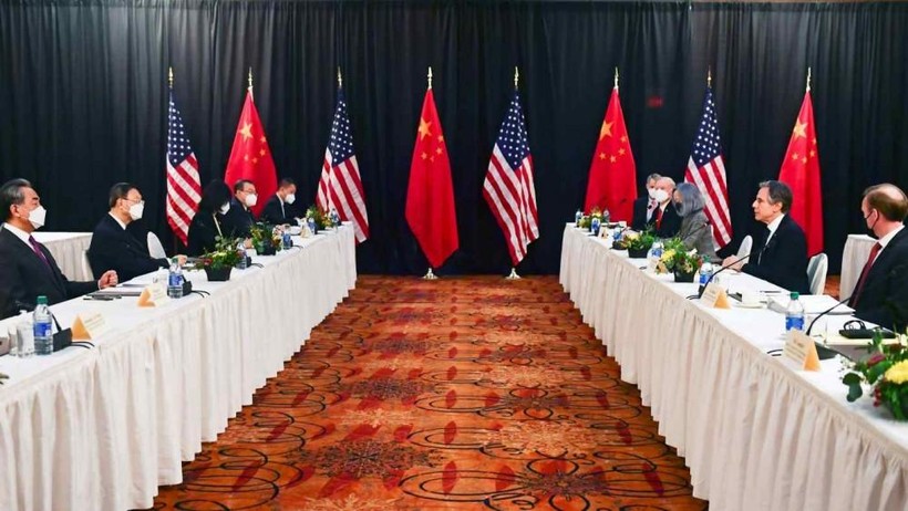Quan chức ngoại giao Mỹ-Trung tại Đối thoại Alaska hồi tháng Ba vừa qua. (Nguồn: Nikkei Asia).