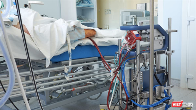 Bệnh nhân 91 được điều trị bằng kỹ thuật ECMO tại Bệnh viện (Ảnh: SYT)