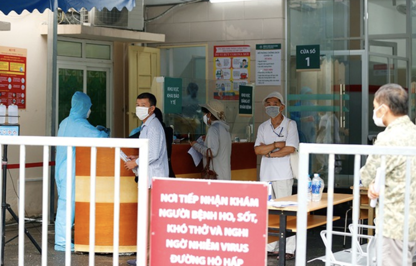 Nơi khám, sàng lọc những trường hợp ho, sốt, khó thở, nghi ngờ nhiễm Virus đường hô hấp cấp ở Bệnh viện Bạch Mai (Ảnh: BVCC) 