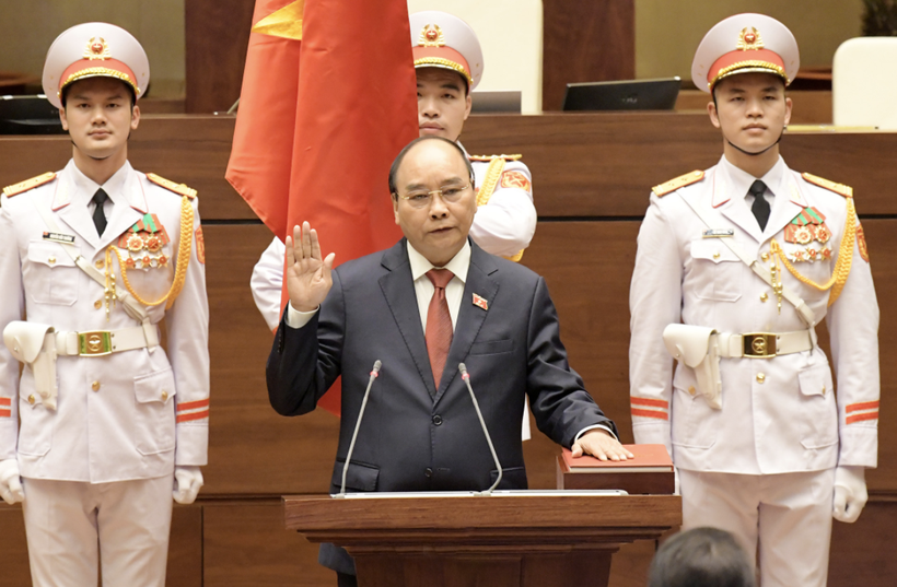 Chủ tịch nước Nguyễn Xuân Phúc tuyên thệ nhậm chức Chủ tịch nước Cộng hoà xã hội chủ nghĩa Việt Nam (Ảnh - Cổng TTĐT Quốc hội) 