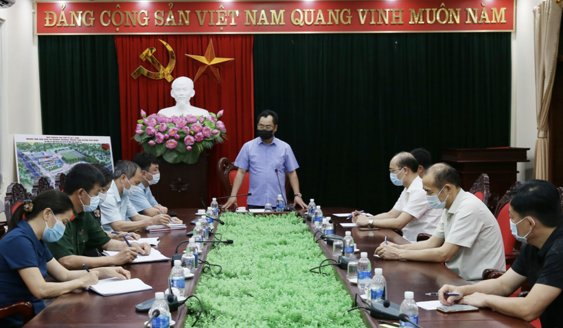 Chủ tịch UBND tỉnh Thái Nguyên đã họp khẩn với huyện Phú Bình về công tác phòng, chống dịch COVID-19 (Ảnh - Xuân Huy) 