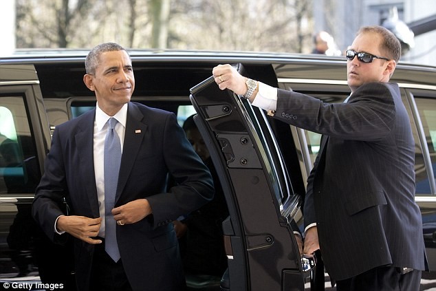 Tổng thống Obama thăm Việt Nam, chỉ mật vụ Mỹ được mở cửa xe