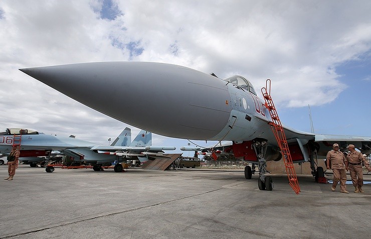 Nga phủ nhận tin có máy bay chiến đấu bị bắn hạ ở Syria
