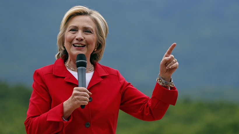 Báo Pháp chỉ ra 7 kịch bản bà Clinton có thể sẽ vướng phải khi gần vào "chung kết".