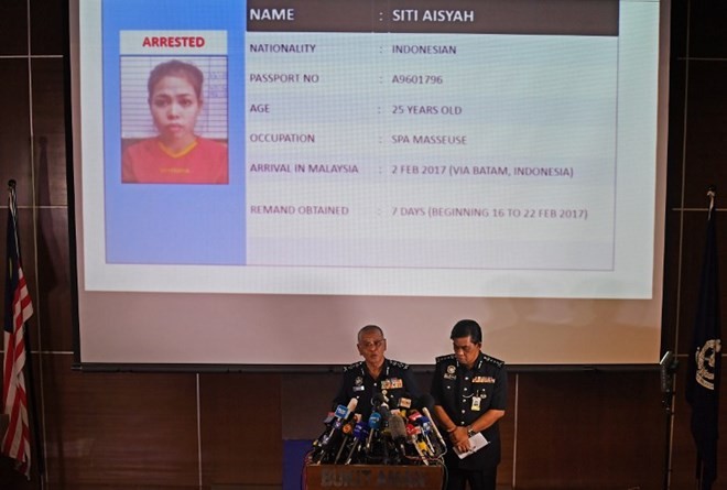 Cảnh sát Malaysia thông báo về việc bắt giữ Siti sau cái chết của ông Kim Jong-nam. (Nguồn: AFP)