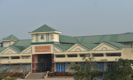 Trung tâm thương mại trong Khu Kinh tế Lao Bảo thường xuyên vắng khách 