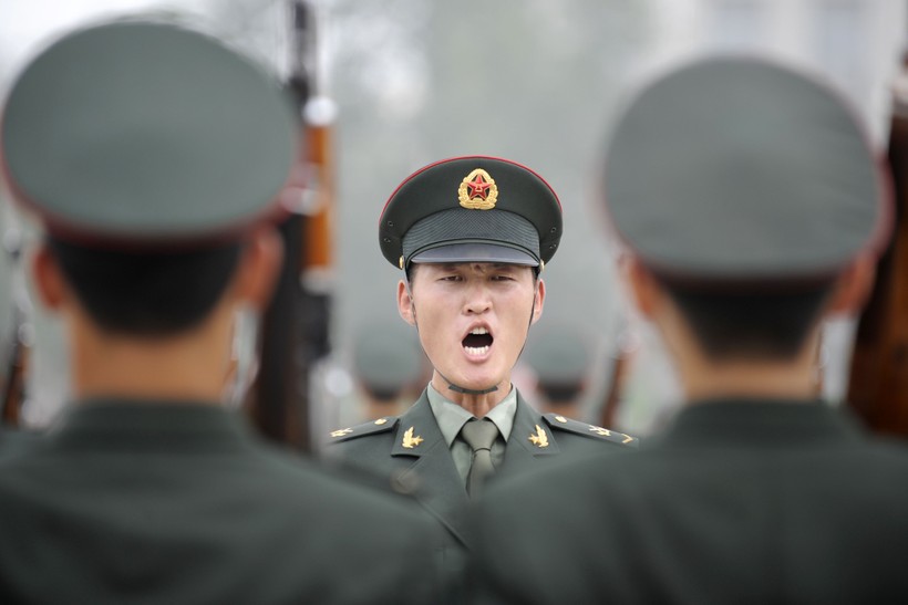 Chủ tịch Tập Cận Bình tuyên bố Trung Quốc sẽ cắt giảm 300.000 quân, nhưng không thông báo rõ việc cắt giảm nhằm vào khu vực nào - Ảnh: AFP