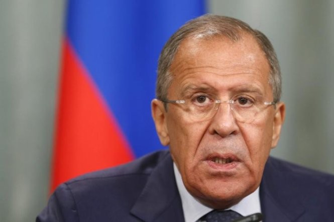 Ngoại trưởng Nga Sergei Lavrov tỏ quan điểm cứng rắn - Ảnh: Reuters