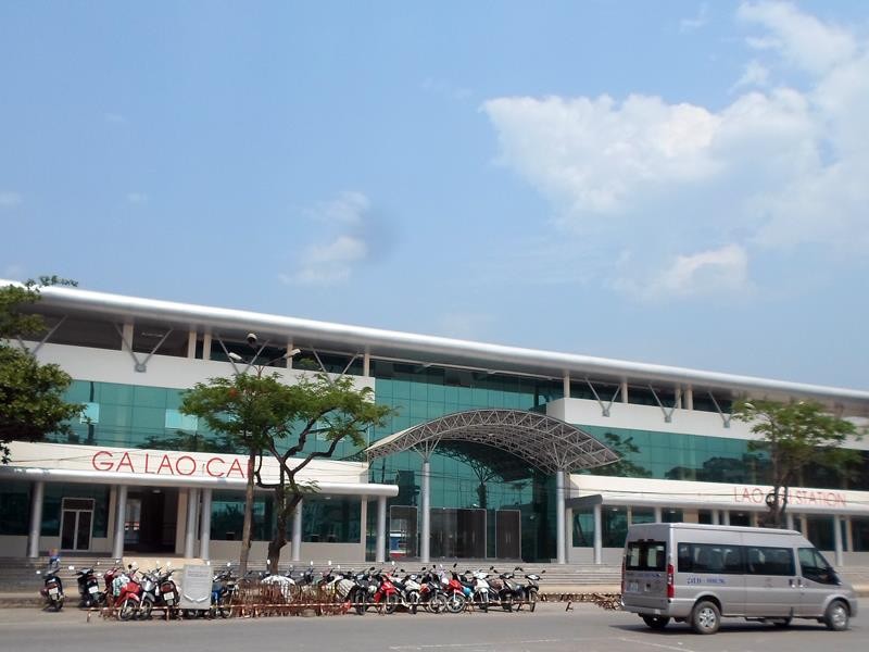 Tập đoàn Lotte E&C muốn đầu tư tuyến đường sắt Yên Viên - Lào Cai theo hình thức xây dựng - cho thuê - chuyển giao