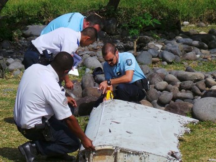 Vụ mất tích bí ẩn của MH370 vào năm ngoái làm nảy sinh những lo ngại về hệ thống theo dõi hiện hữu - Ảnh: Reuters