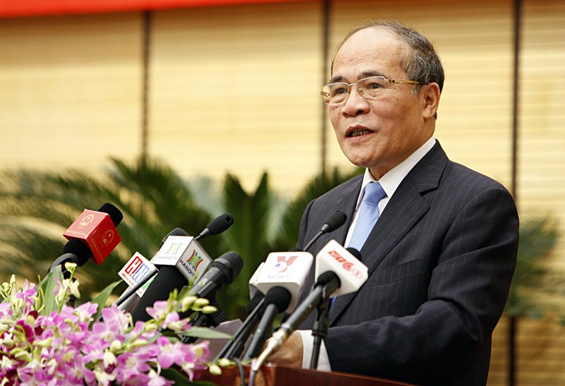 Chủ tịch QH Nguyễn Sinh Hùng: HN phải chú ý bầu cử có số dư cao