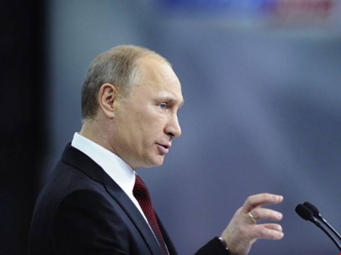 Tổng thống Nga Vladimir Putin cho rằng muốn chống tham nhũng, người thực hiện trước hết phải để bản thân trong sạch - Ảnh: Reuters