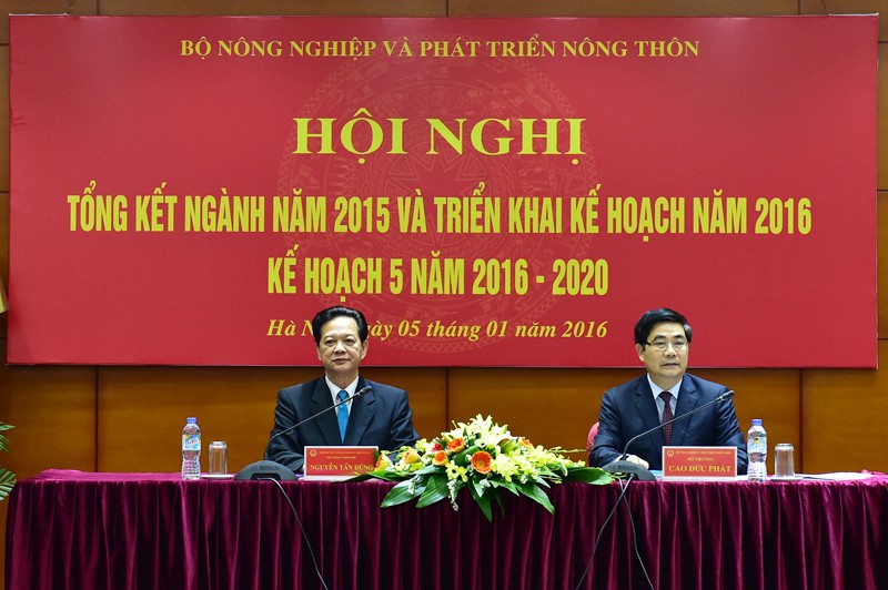 Thủ tướng Nguyễn Tấn Dũng dự hội nghị tổng kết năm 2015 và triển khai kế hoạch năm 2016, kế hoạch 5 năm 2016-2020 của ngành NN&PTNT. Ảnh: VGP/Nhật Bắc.