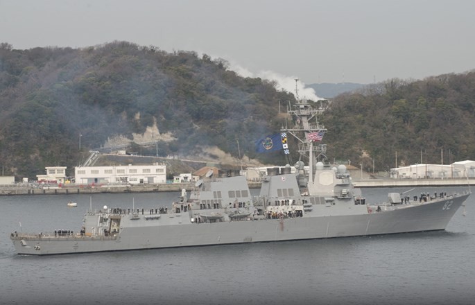 Ngày 6.1, tàu khu trục Mỹ USS Lassen (DDG-82) đã rời quân cảng Yokosuka (Nhật Bản) làm chuyến tuần tra cuối cùng trên Thái Bình Dương và về thẳng Florida, Mỹ, chấm dứt 10 năm cùng Hạm đội 7 tuần tra vùng Tây Thái Bình Dương và Biển Đông.