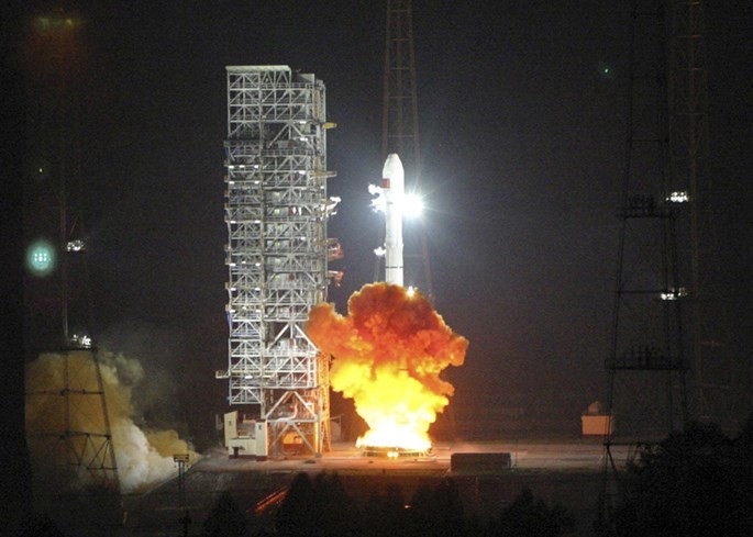 Tên lửa đẩy Long March 3C vừa đưa vệ tinh thứ 21 của mạng Bắc Đẩu vào quỹ đạo - Ảnh: Reuters