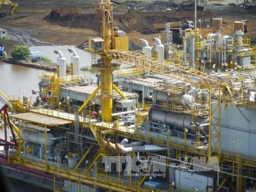 Giàn khoan dầu khí đầu tiên do Công ty dầu khí nhà nước PDVSA xây dựng ở Orinoco, Venezuela. Ảnh: AFP/TTXVN