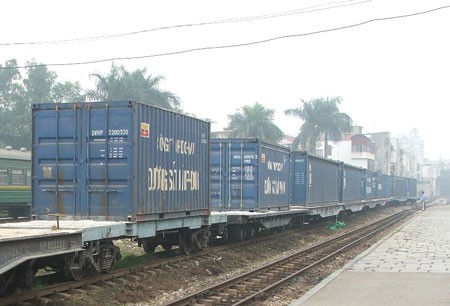 Khổ đường 1.000 mm là hạn chế lớn nhất của tuyến đường sắt từ hải Phòng lên Lào Cai