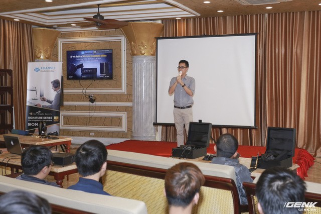 Anh Nguyễn Xuân Vũ - CEO Xuân Vũ Audio phát biểu lý do tổ chức buổi offline
