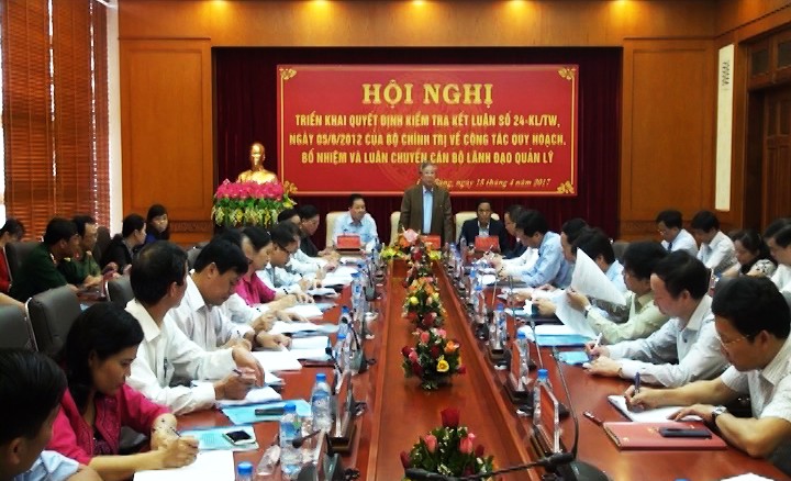 Đoàn công tác của Bộ Chính trị làm việc với tỉnh Cao Bằng về công tác cán bộ. Ảnh: Đài PTTH Cao Bằng