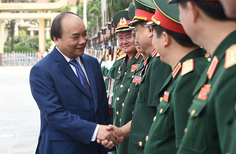 Thủ tướng Nguyễn Xuân Phúc tại lễ khai giảng năm học 2017-2018 của Học viện Quốc phòng. Ảnh: VGP 