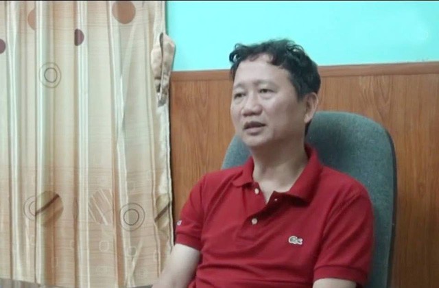 Ông Trịnh Xuân Thanh khi về nước "đầu thú". Hình cắt từ clip của VTV