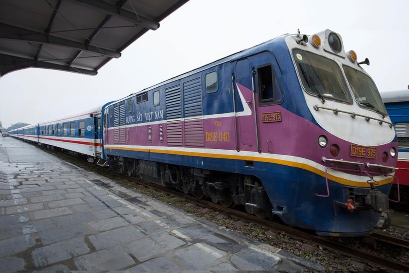 Đường sắt VN đang tập trung đóng mới toa xe chất lượng cao