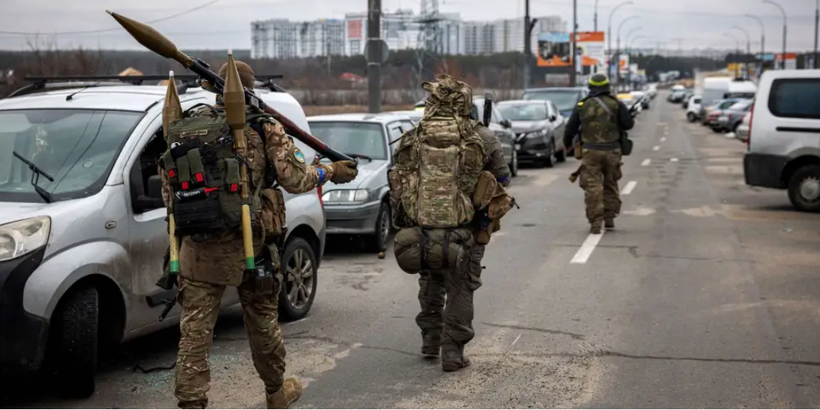 Cựu binh sĩ Mỹ chia sẻ cách quân đội Ukraine có thể chống lại các cuộc tấn công của Nga (Ảnh: Business Insider)