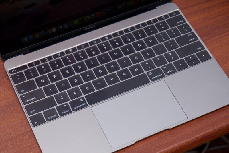 Apple phải bồi thường cho các khách hàng gặp phải lỗi bàn phím cánh bướm trên MacBook (Ars Technica)